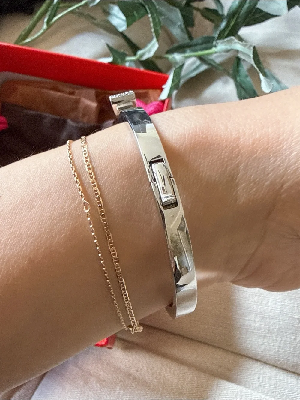 Kate Spade New York Ready Set Bow Bangle Bracelet - Picture 4 of 6